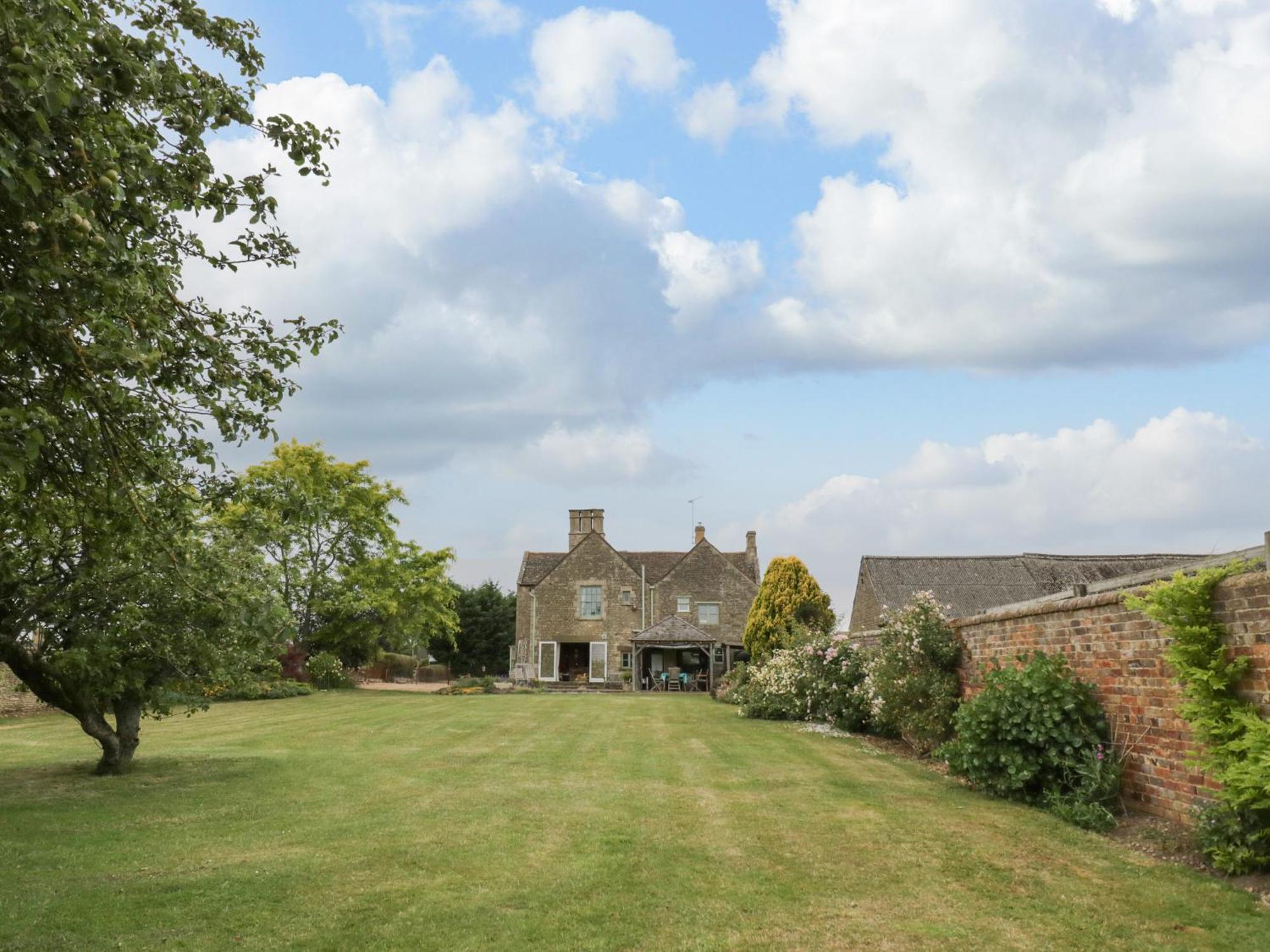 Glapthorn Manor Villa Peterborough Esterno foto